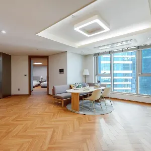 https://booking-the-bay.busan-hotelsweb.com